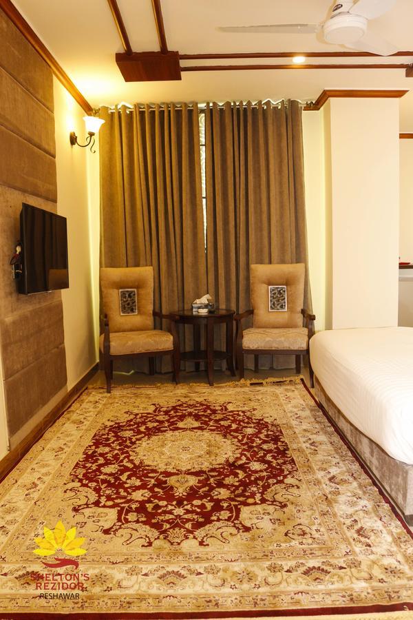 Shelton'S Rezidor Hotel Peshawar Bagian luar foto