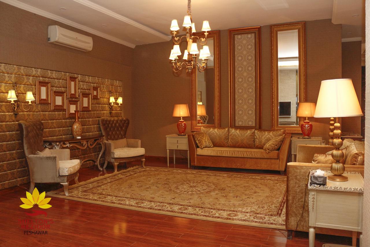 Shelton'S Rezidor Hotel Peshawar Bagian luar foto